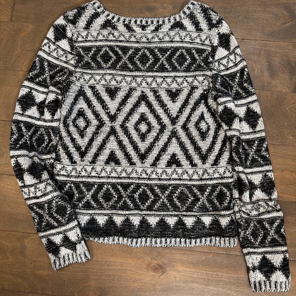 Lucky Brand Sweaters - Lucky Brand Monochrome Tribal Pattern Sweater